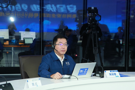 详解如何使用U盘重装戴尔系统（一步步教你重装戴尔系统，轻松搞定电脑问题）