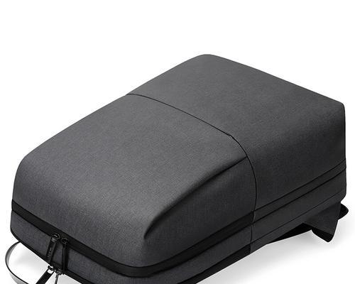 virtualbox的共享文件夹一般都挂载在/media下面，用ll查看会发现文件夹的所有者是root，所有组是vboxsf，所以文件管理去无法访问是正常的，解决方法是把你自己加入到vboxsf组里面。复制代码代码如下:重启，就可以了